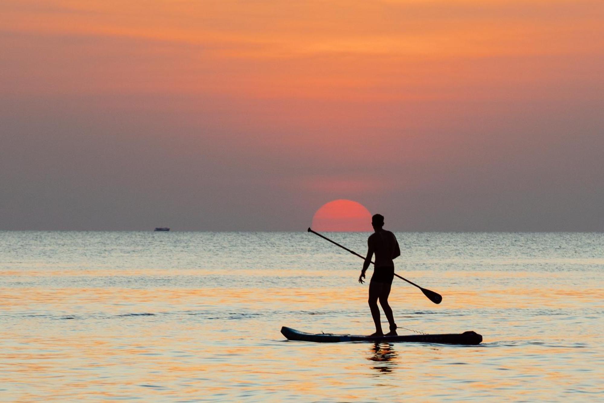 Sunset Sanato Resort & Villas Дуонг-Донг Экстерьер фото