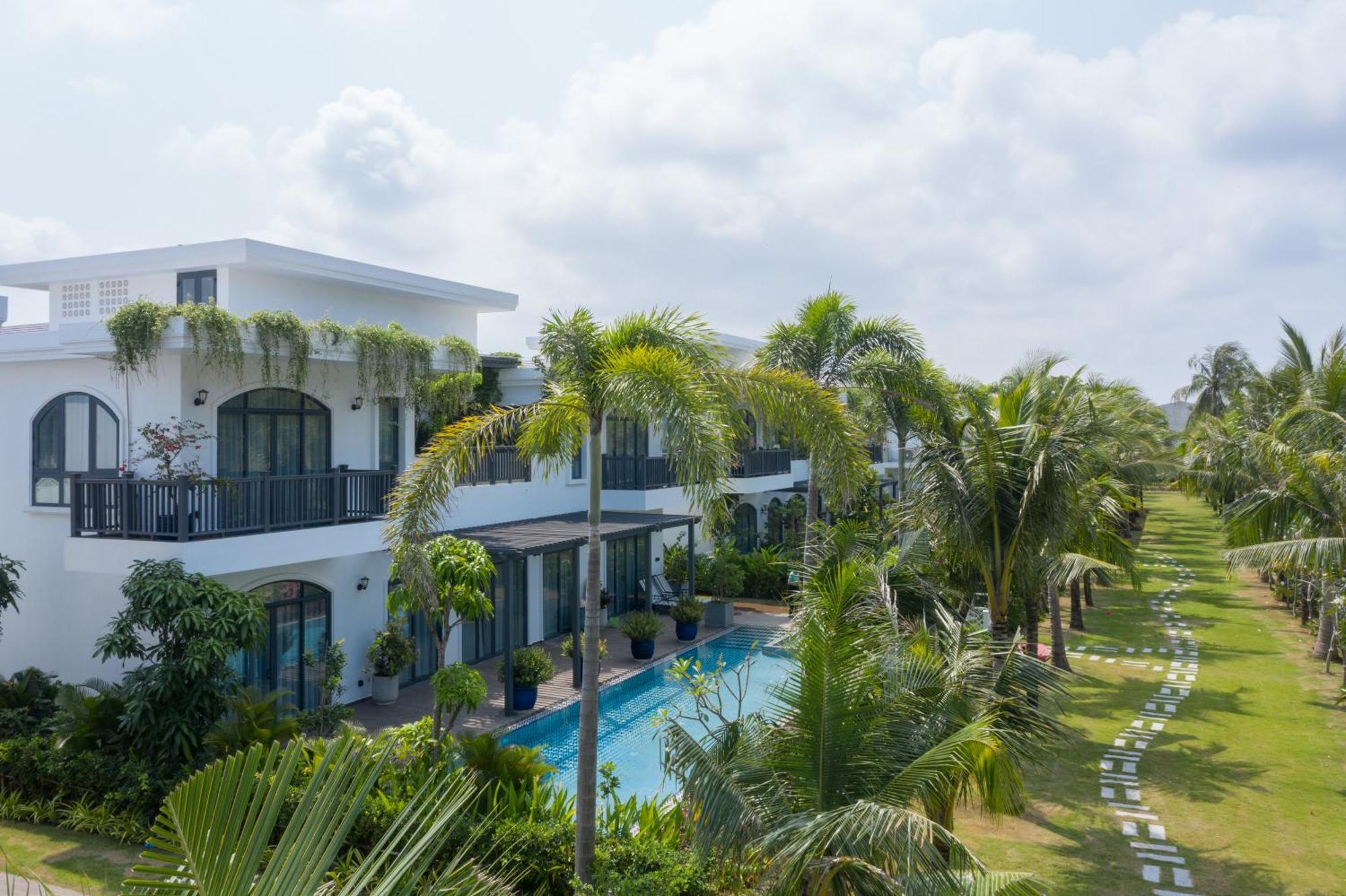 Sunset Sanato Resort & Villas Дуонг-Донг Экстерьер фото